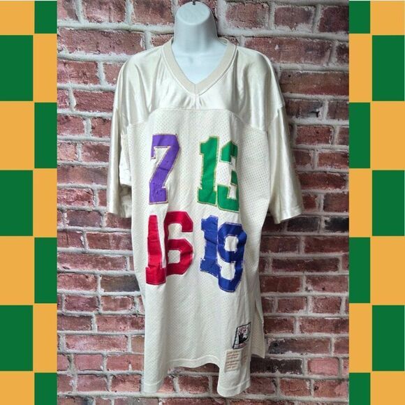 Mitchell & Ness Legends Jersey Size 54 Yellow Elway Marino Montana Unitas V Neck - Picture 1 of 9